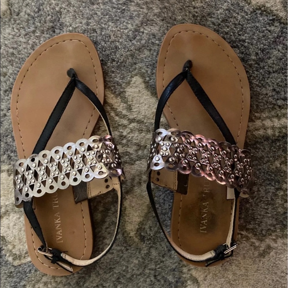 Sandals - Picture 2 of 5